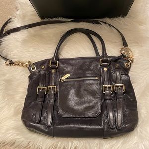 BLACK AND GOLD MICHAEL KORS BAG